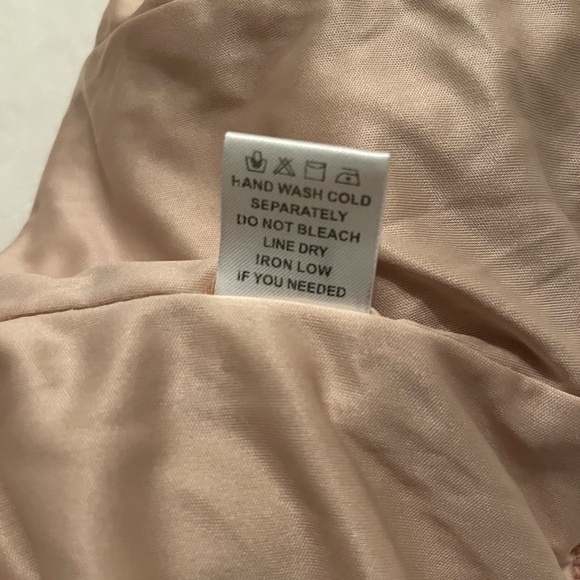 Akira Off the Shoulder Blush Polka Dot Crop Top S - Picture 9 of 13